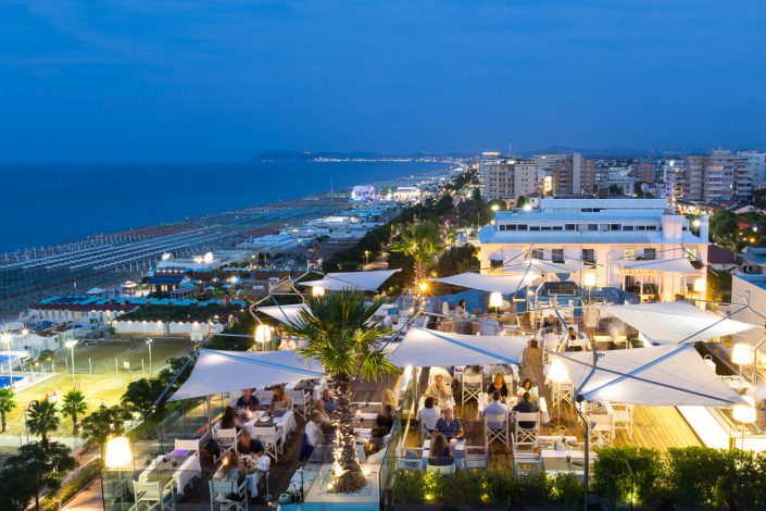 ho-riccione-lungomare-04
